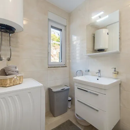 Apartment Antonela Διαμέρισμα Μακάρσκα